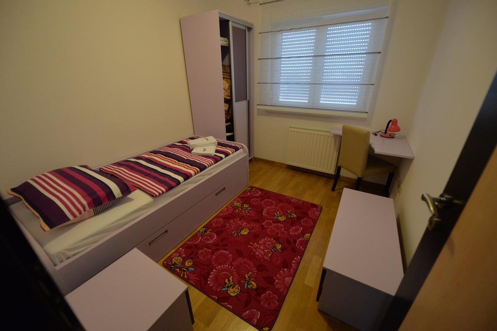 Apartmani Spoljar Zupanja Eksteriør billede